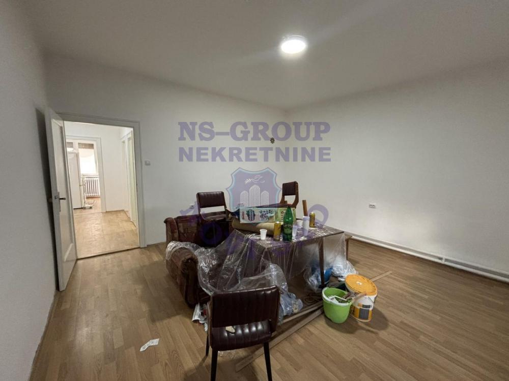 Slika 5 - Na prodaju odličan dvosoban stan površine 50 m² u samom centru Novog Sada