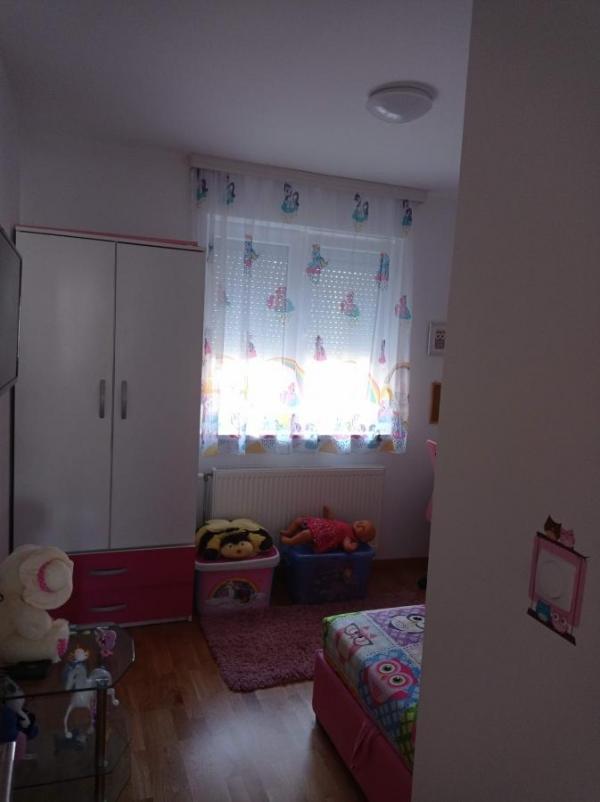 Slika 5 - Troiposoban stan 75m Adice