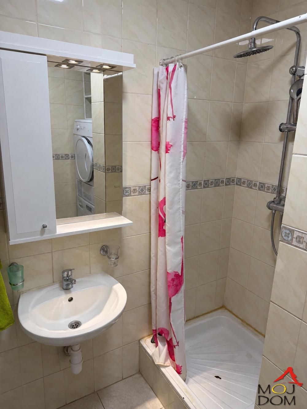 Slika 8 - Stan,NOVI SAD,NOVA DETELINARA,kv: 39, € 118450, ID: 1032900