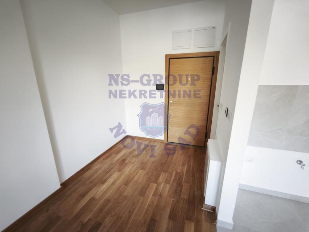 Slika 4 - Jednosoban, 28m2, Bulevar patrijarha Pavla (Somborski bulevar) Novi Sad