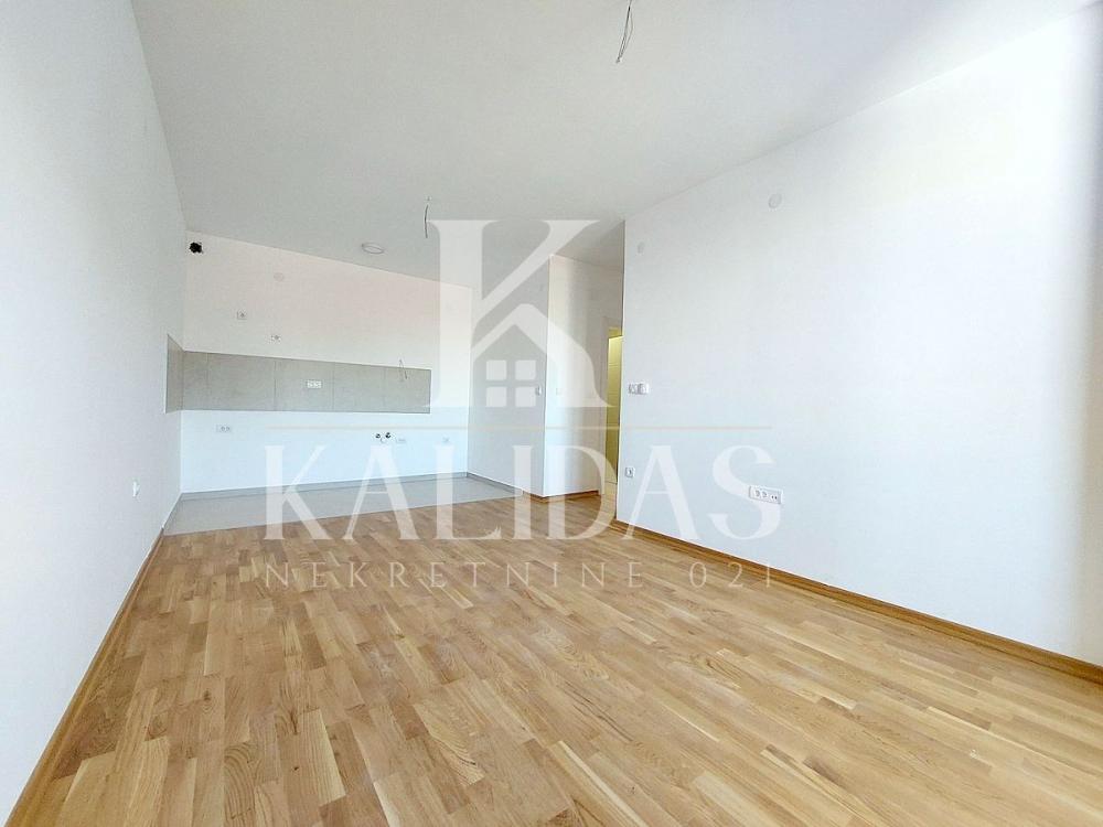 Slika 3 - Stan,NOVI SAD,TELEP,kv: 58, € 169950, ID: 1009046