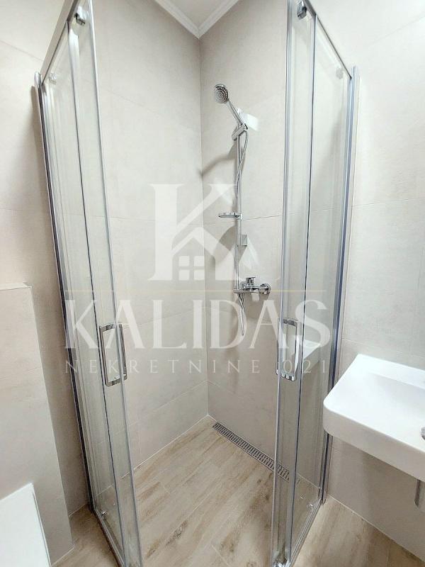 Slika 11 - Stan,NOVI SAD,TELEP,kv: 42, € 129780, ID: 1009047
