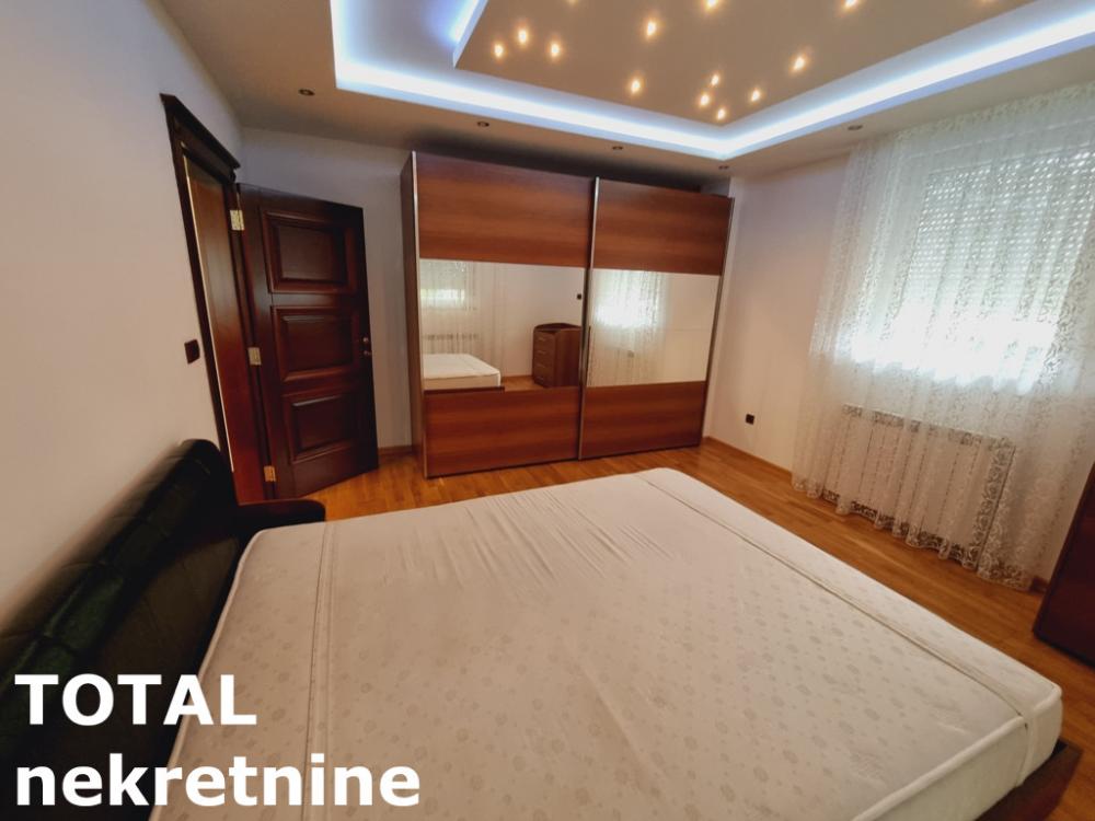 Slika 6 - Stan,NOVI SAD,LIPOV GAJ,kv: 70.00, € 170000, ID: 1103199