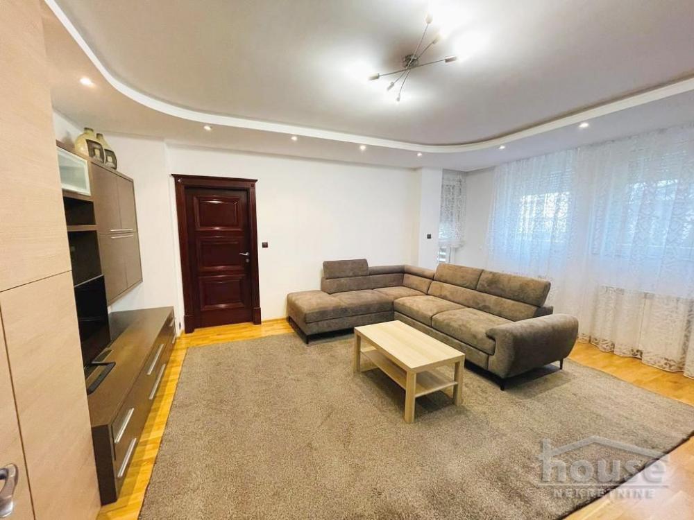 Slika 3 - Stan,NOVI SAD,LIPOV GAJ,kv: 70.00, € 170000, ID: 1066353