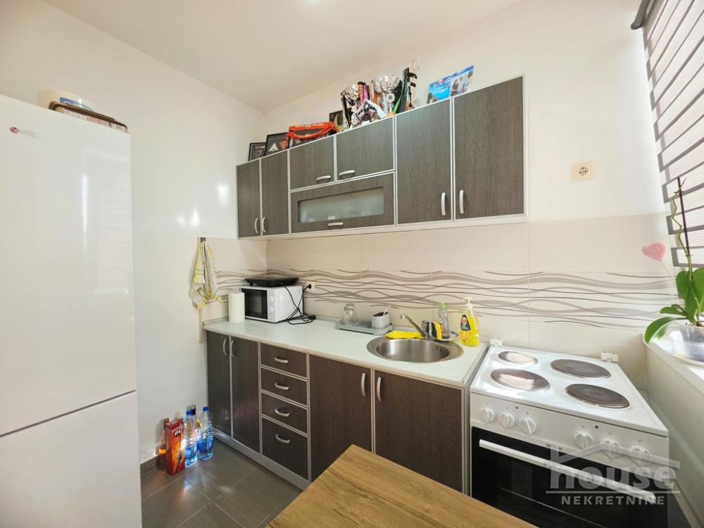 Slika 3 - Stan,NOVI SAD,ADICE,kv: 31.00, € 92000, ID: 1066347