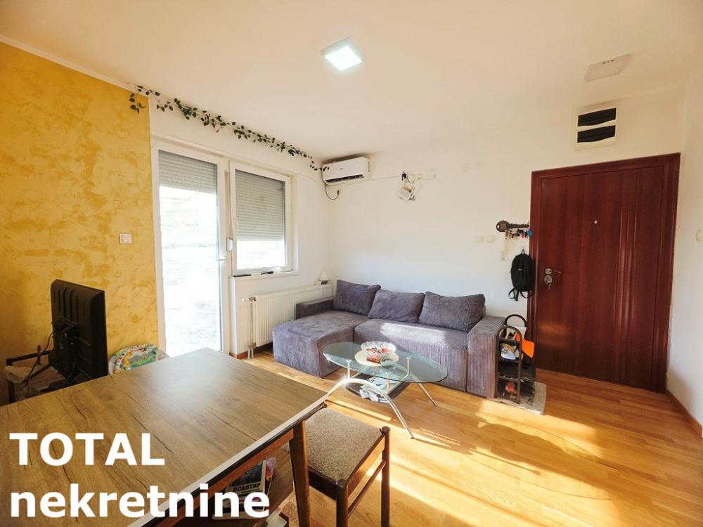 Slika 1 - Stan,NOVI SAD,ADICE,kv: 31.00, € 92000, ID: 1103193