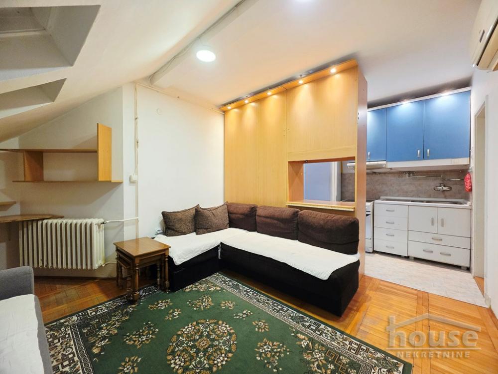 Slika 1 - Stan,NOVI SAD,CENTAR,kv: 34.00, € 105000, ID: 1066350