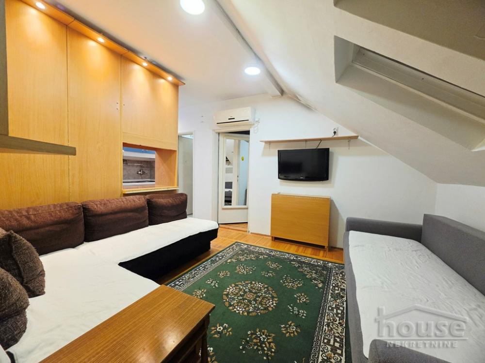 Slika 2 - Stan,NOVI SAD,CENTAR,kv: 34.00, € 105000, ID: 1066350