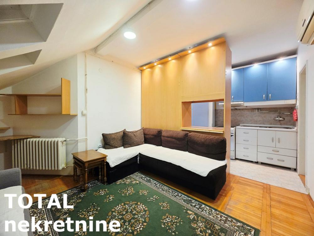 Slika 1 - Stan,NOVI SAD,CENTAR,kv: 34.00, € 105000, ID: 1103196