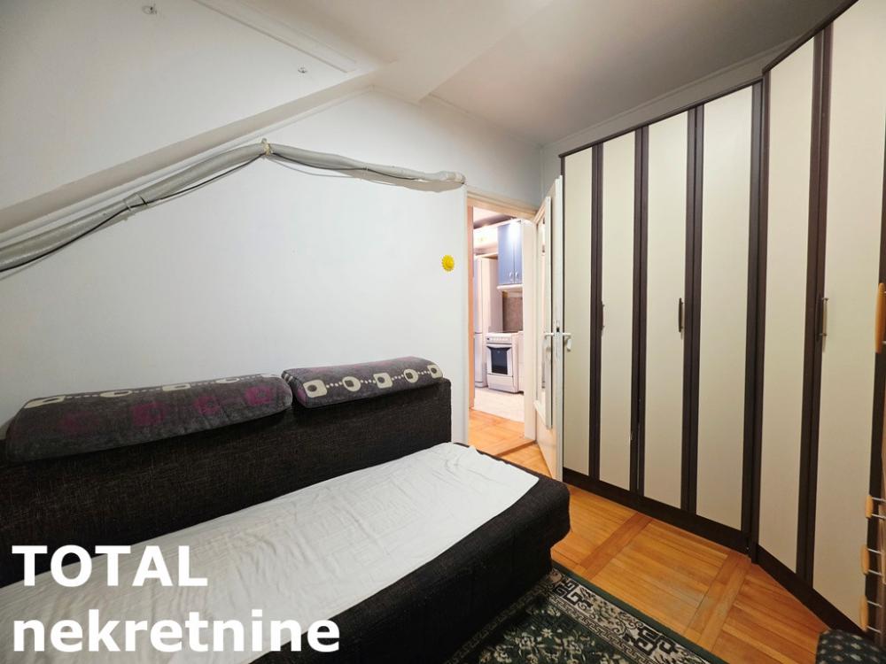 Slika 9 - Stan,NOVI SAD,CENTAR,kv: 34.00, € 105000, ID: 1103196
