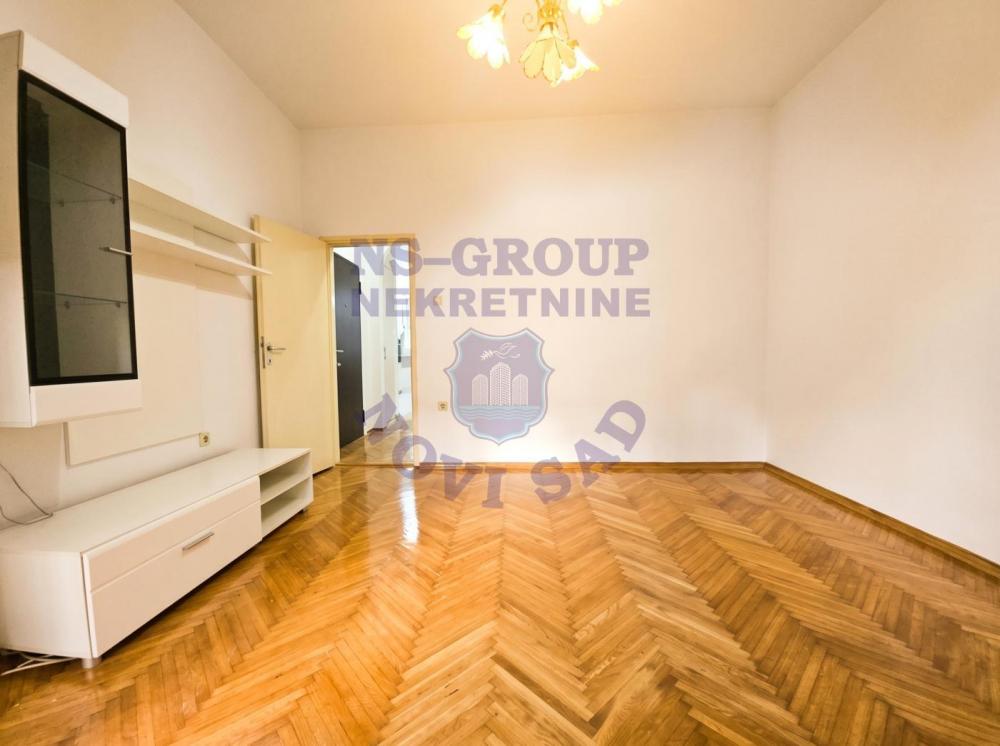 Slika 5 - Trosoban, 71m2, Kej žrtava racije Novi Sad, sa terasom