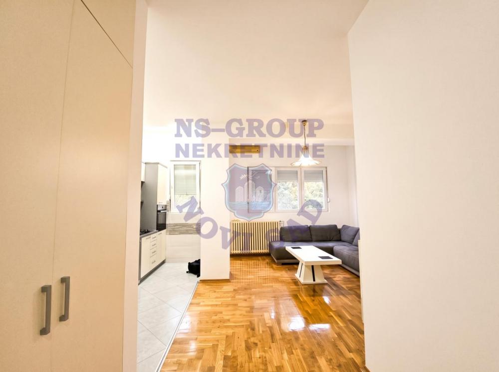 Slika 4 - Trosoban, 71m2, Kej žrtava racije Novi Sad, sa terasom