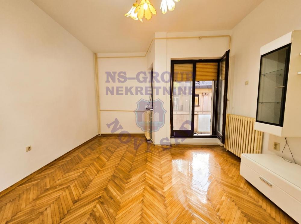 Slika 7 - Trosoban, 71m2, Kej žrtava racije Novi Sad, sa terasom