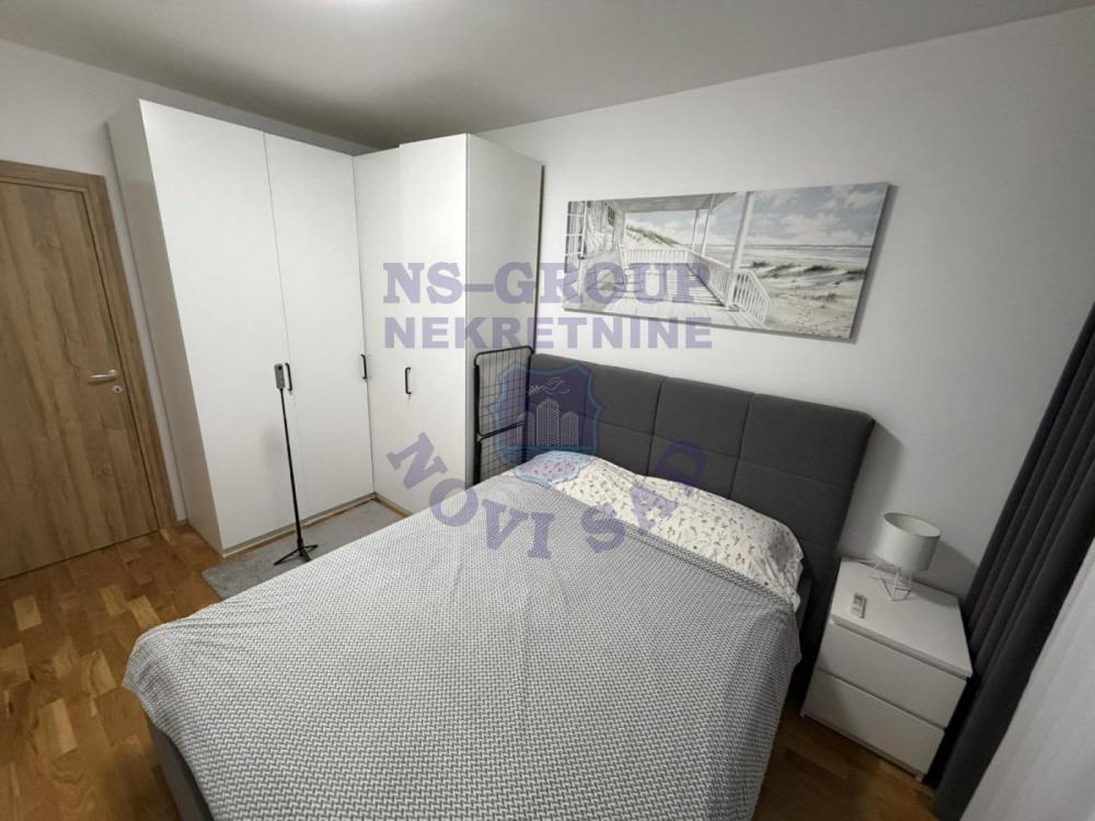 Slika 7 - Jednoiposoban, 39m2, Salajka (Partizanska ulica) Novi Sad, sa terasom, ima lift