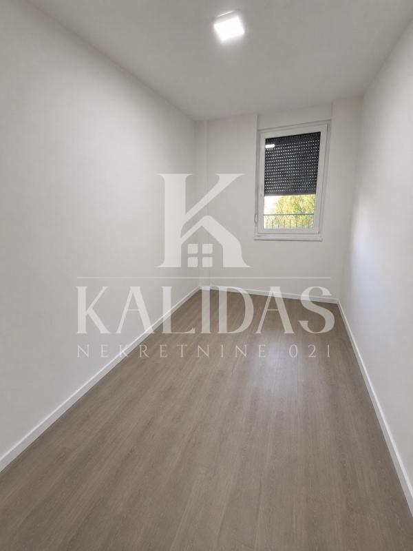 Slika 6 - Stan,NOVI SAD,TELEP,kv: 63, € 180000, ID: 1009050