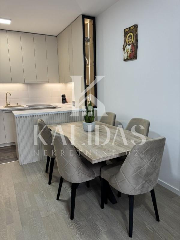 Slika 2 - Stan,NOVI SAD,TELEP,kv: 63, € 180000, ID: 1009050