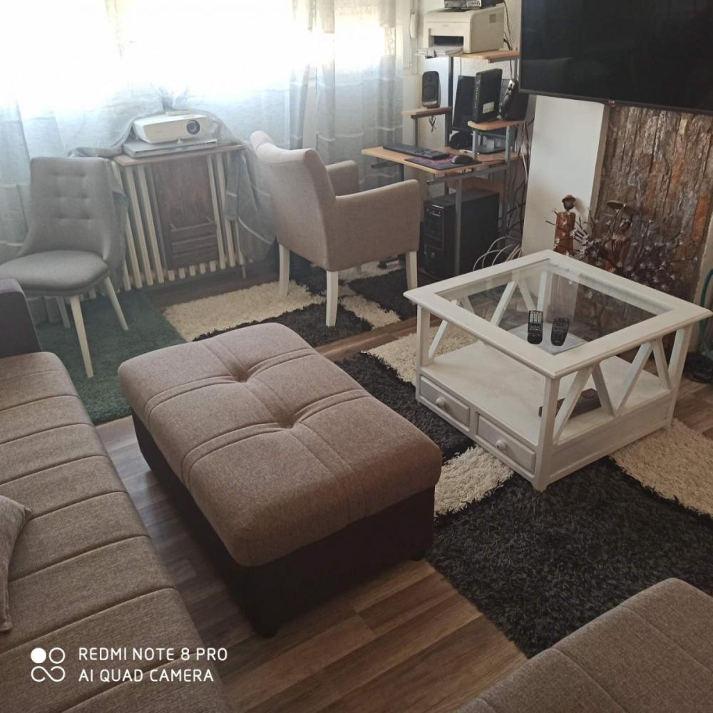 Slika 9 - Stan,NOVI SAD,BULEVAR,kv: 56.00, € 154500, ID: 1059106