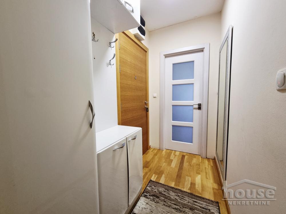 Slika 8 - Stan,NOVI SAD,ADICE,kv: 78.00, € 195000, ID: 1065214
