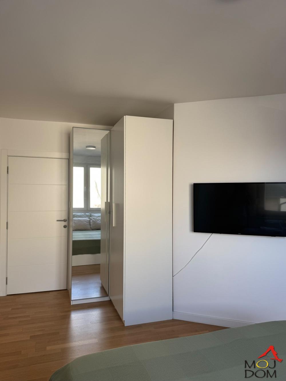 Slika 6 - Stan,NOVI SAD,TELEP,kv: 75, € 235300, ID: 1032920