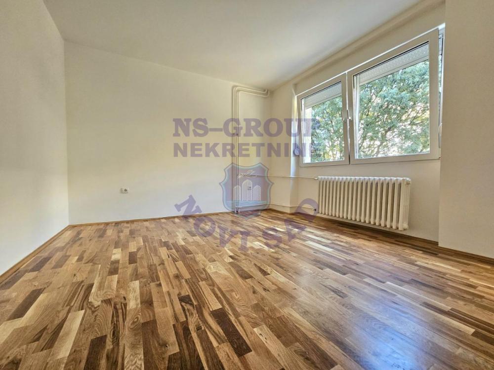 Slika 3 - Fenomenalan četvorosoban - 95m2 !