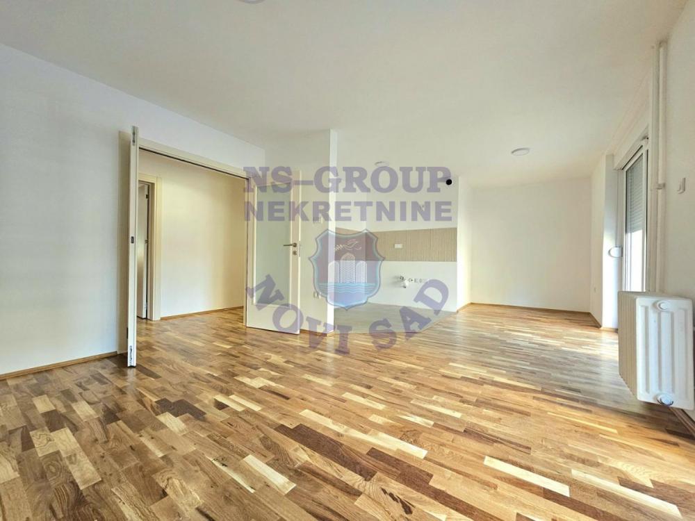 Slika 1 - Četvorosoban, 95m2, Železnički park Novi Sad, sa terasom