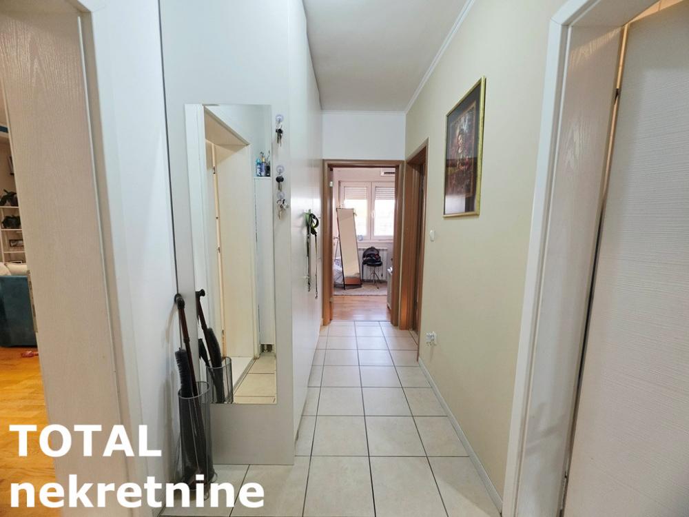 Slika 5 - Stan,NOVI SAD,TELEP,kv: 67.00, € 160000, ID: 1103192