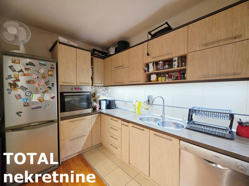 Slika 3 - Stan,NOVI SAD,TELEP,kv: 67.00, € 160000, ID: 1103192