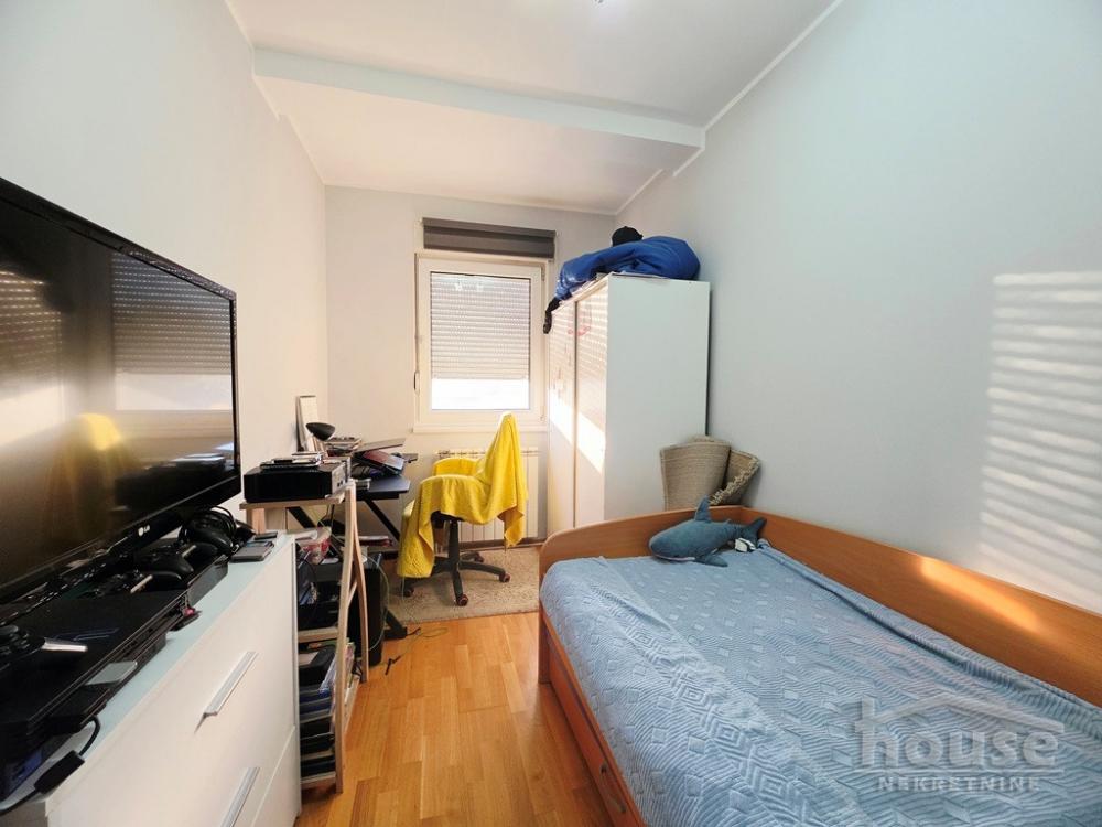 Slika 8 - Stan,NOVI SAD,TELEP,kv: 67.00, € 160000, ID: 1066346