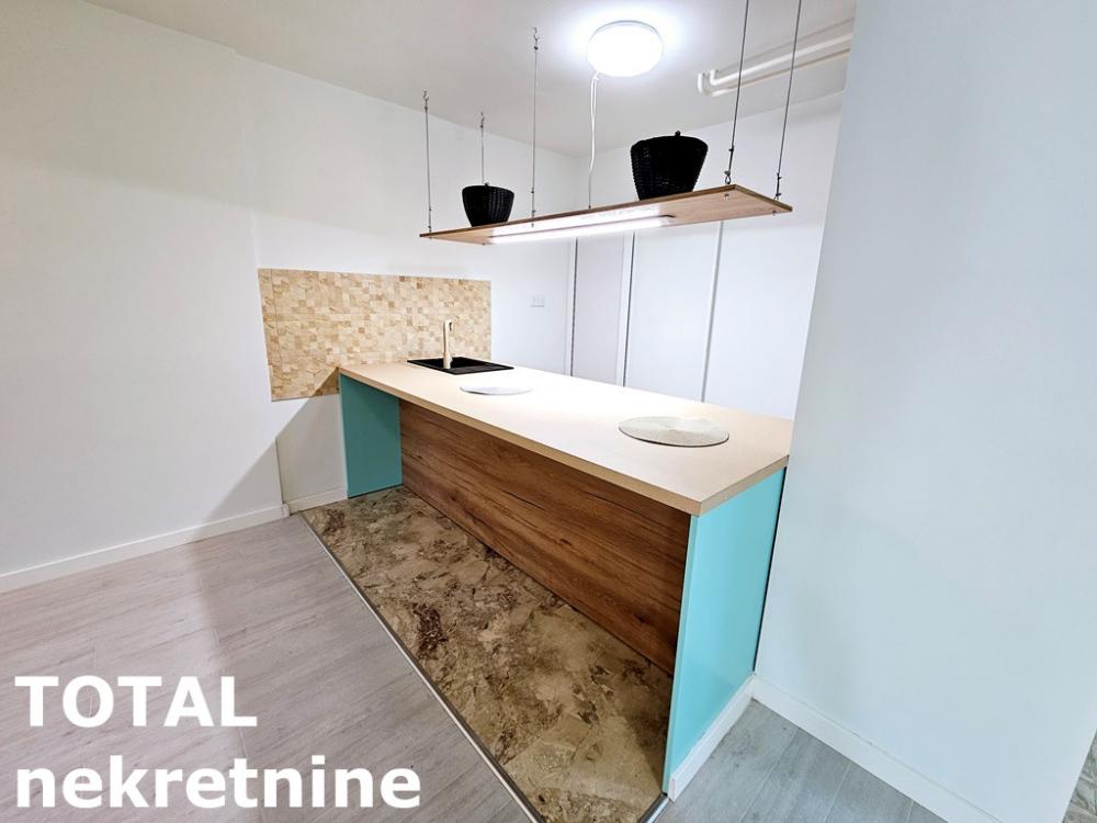 Slika 3 - Stan,NOVI SAD,CENTAR,kv: 37.00, € 105450, ID: 1099177
