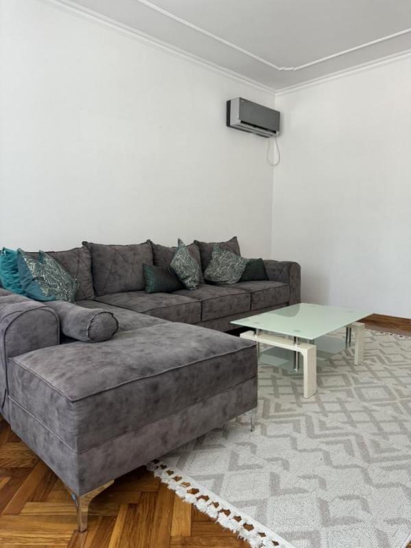 Slika 4 - Dvosoban, 80m2, Stari grad Novi Sad, sa terasom, ima lift