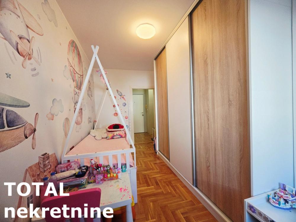 Slika 11 - Stan,NOVI SAD,NOVA DETELINARA,kv: 65.00, € 187000, ID: 1103198