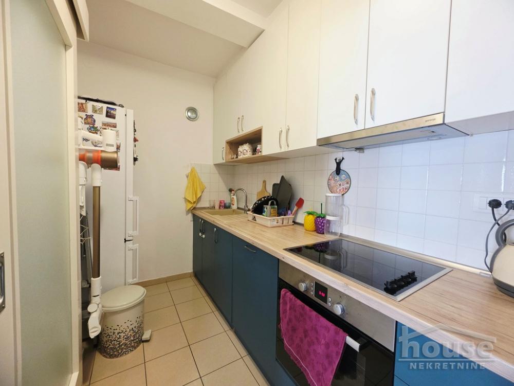 Slika 3 - Stan,NOVI SAD,NOVA DETELINARA,kv: 65.00, € 187000, ID: 1066352