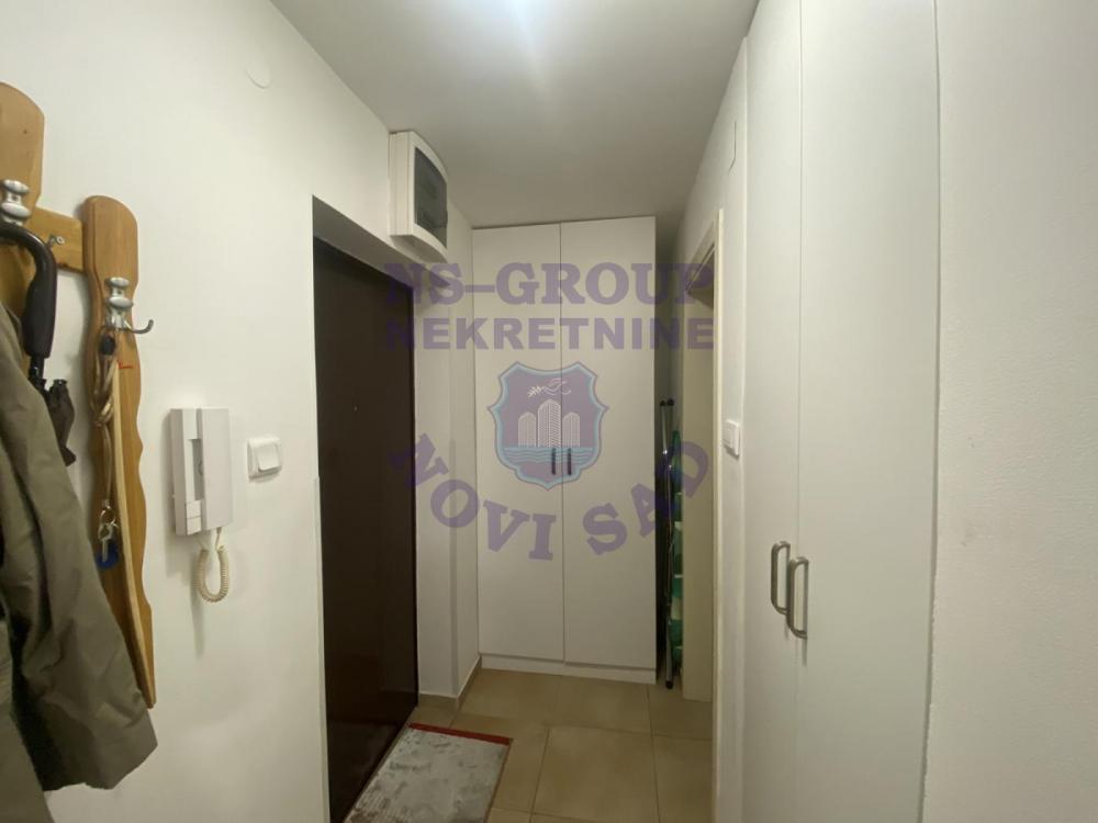 Slika 8 - Jednosoban, 36m2, Novo naselje Novi Sad, sa terasom, sa parkingom