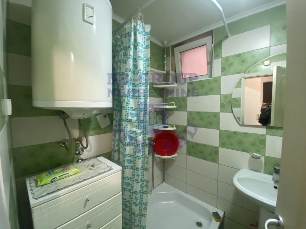Slika 5 - Jednosoban, 36m2, Novo naselje Novi Sad, sa terasom, sa parkingom