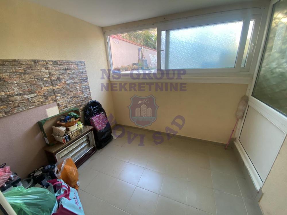 Slika 7 - Jednosoban, 36m2, Novo naselje Novi Sad, sa terasom, sa parkingom