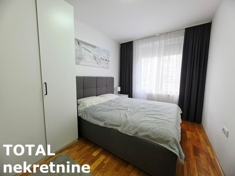 Slika 7 - Stan,NOVI SAD,SALAJKA,kv: 39.00, € 136500, ID: 1103201