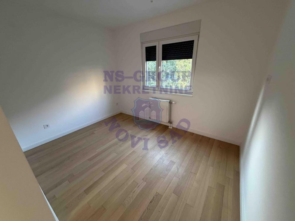 Slika 4 - Na prodaju dvosoban na Novom Naselju!
