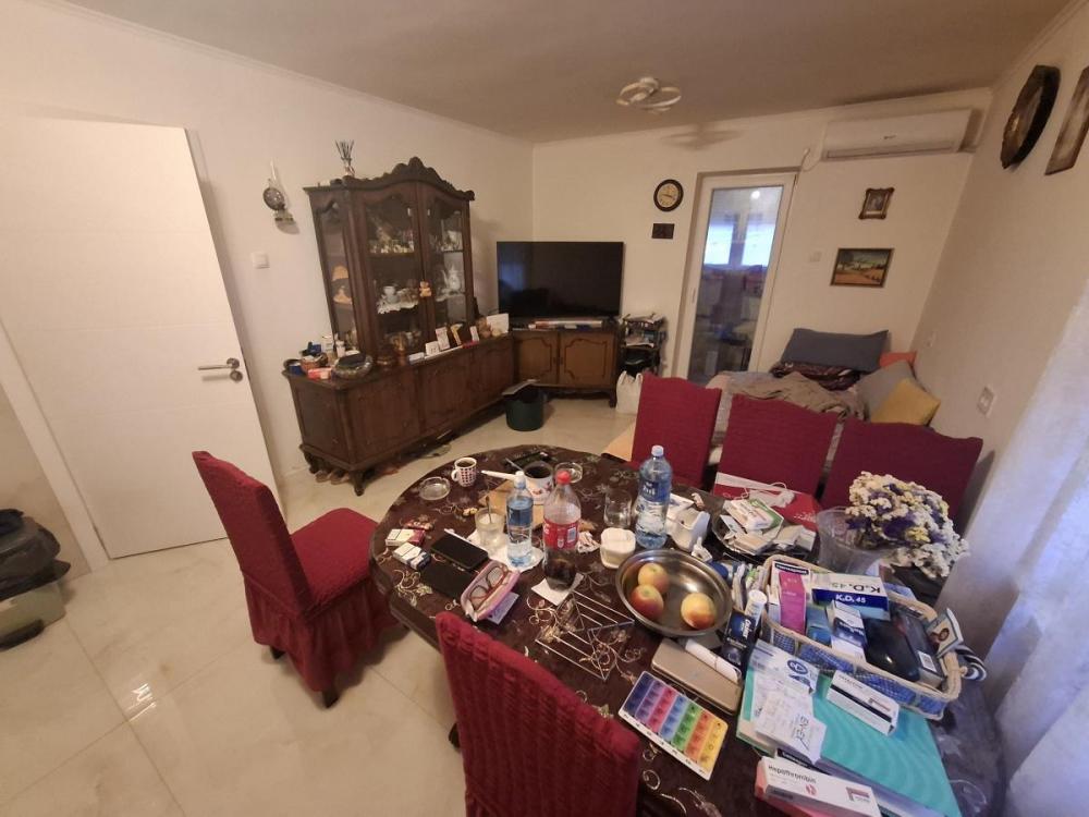 Slika 1 - Jednoiposoban renoviran stan 38m Detelinara