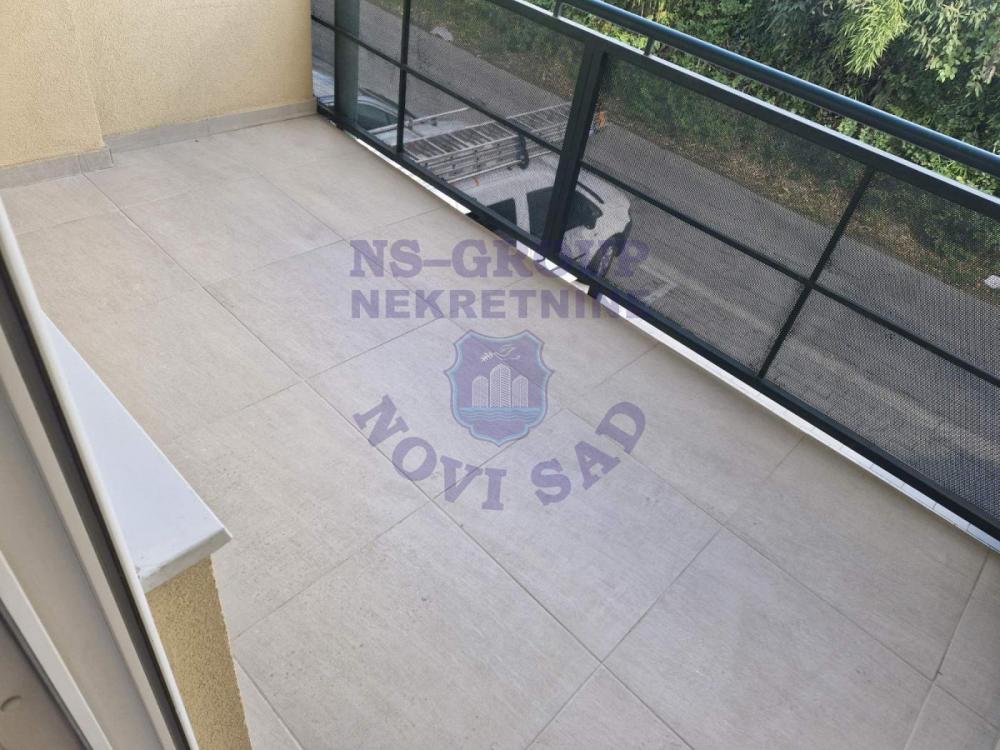 Slika 3 - Dvoiposoban, 53m2, Veternička rampa Novi Sad, sa terasom