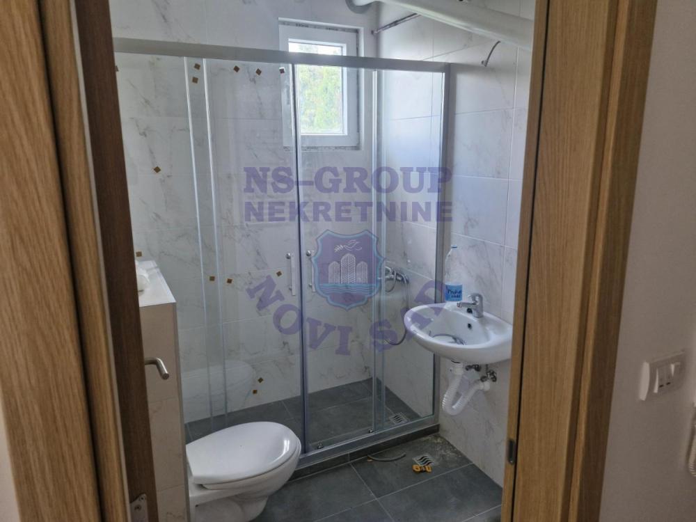 Slika 6 - Dvoiposoban, 53m2, Veternička rampa Novi Sad, sa terasom