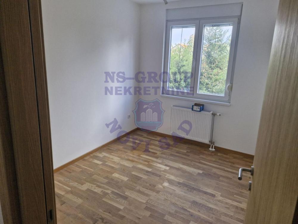 Slika 7 - Dvoiposoban, 53m2, Veternička rampa Novi Sad, sa terasom