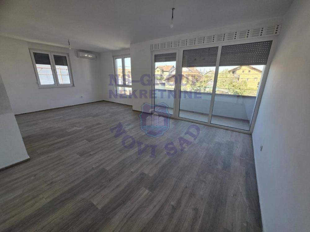 Glavna slika -Prodaje se odlican stan na Klisi 67m2