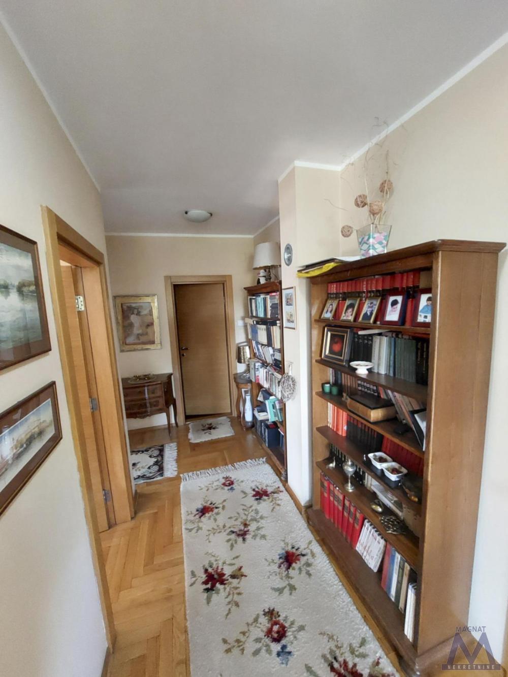 Slika 5 - Stan,NOVI SAD,GRBAVICA,kv: 89, € 275000, ID: 1019456