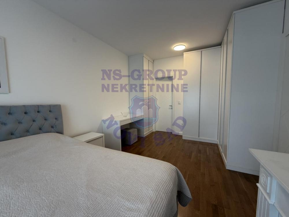 Slika 9 - 130m2 - Garaža 19m2 + 2 parking mesta + Kancelarija - VRHUNSKI!