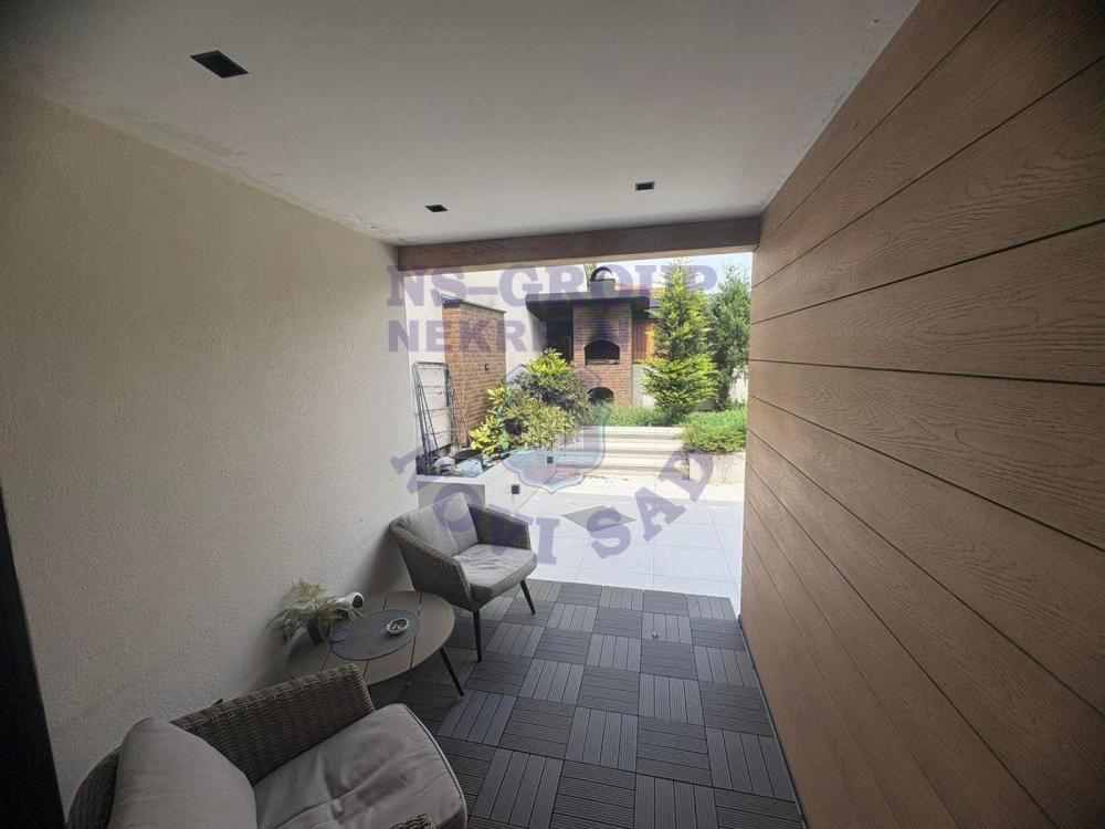 Slika 10 - LUX! 130m2 + 70m2 dvorišta!! Kompletno namešten