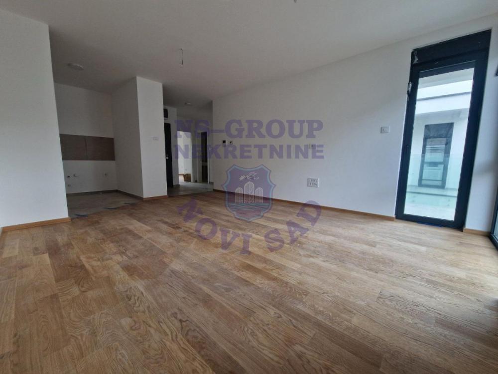 Slika 2 - Trosoban, 64m2, Grbavica Novi Sad, sa terasom
