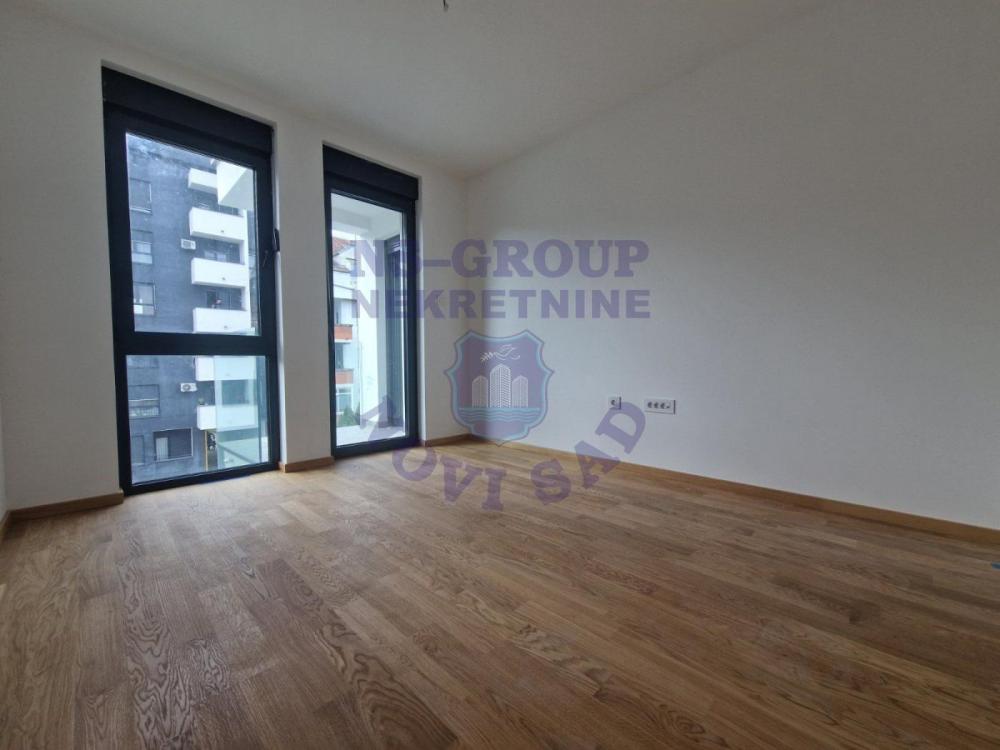 Slika 7 - Trosoban, 64m2, Grbavica Novi Sad, sa terasom