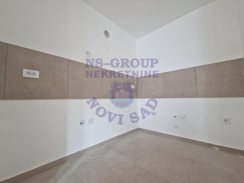 Slika 3 - Trosoban, 64m2, Grbavica Novi Sad, sa terasom