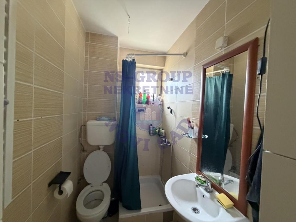 Slika 8 - Troiposoban, 64m2, Bulevar patrijarha Pavla (Somborski bulevar) Novi Sad