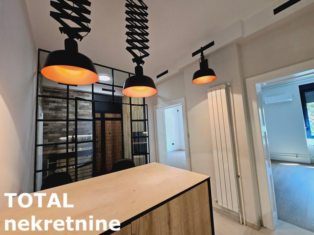 Slika 7 - Stan,NOVI SAD,CENTAR,kv: 100.00, € 345000, ID: 1099082